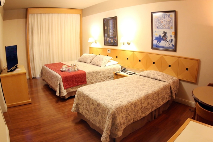 Imagen de la habitación del Hotel Village, Ponta Grossa. Foto 7