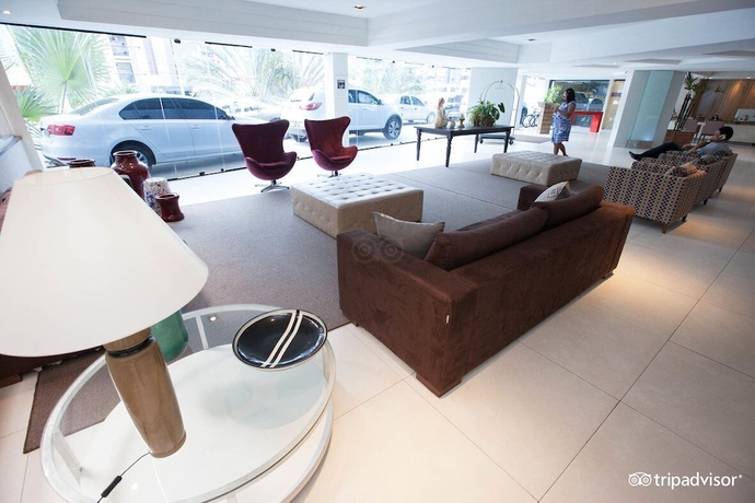 Imagen de los interiores del Hotel Village Premium. Foto 10