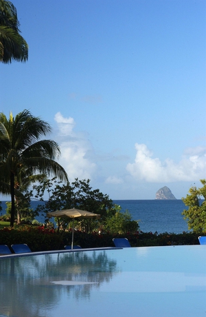 Imagen de la piscina del Hotel Village St Luce Pierre and Vacances. Foto 7