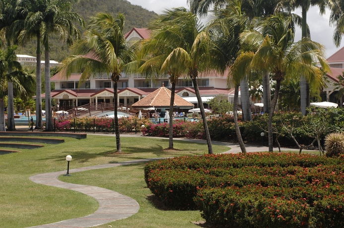 Imagen de los exteriores del Hotel Village St Luce Pierre and Vacances. Foto 5