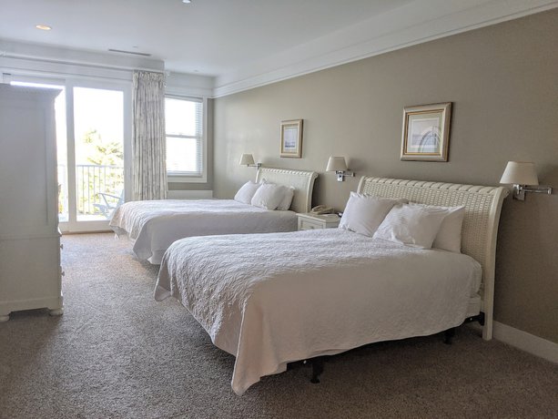 Imagen de la habitación del Hotel Village Suites Bay Harbor. Foto 17