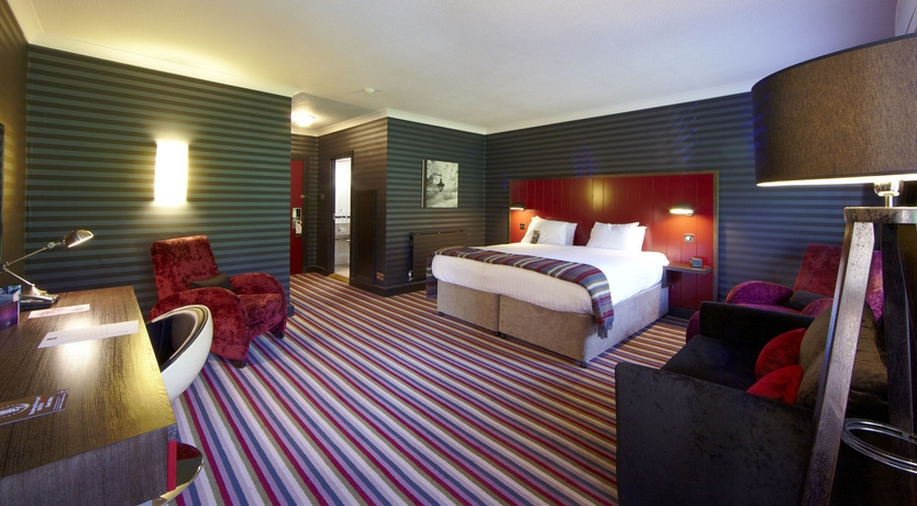 Imagen de la habitación del Hotel Village Swindon. Foto 10