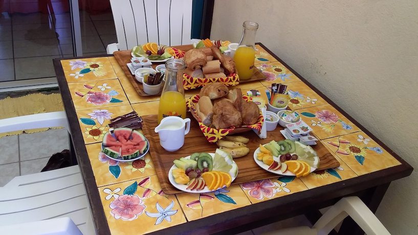 Imagen del bar/restaurante del Hotel Village Temanuata. Foto 7