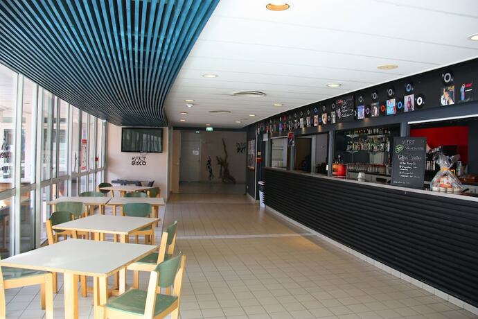 Imagen del bar/restaurante del Hotel Village Vacances Azureva Argelès-sur-mer. Foto 9