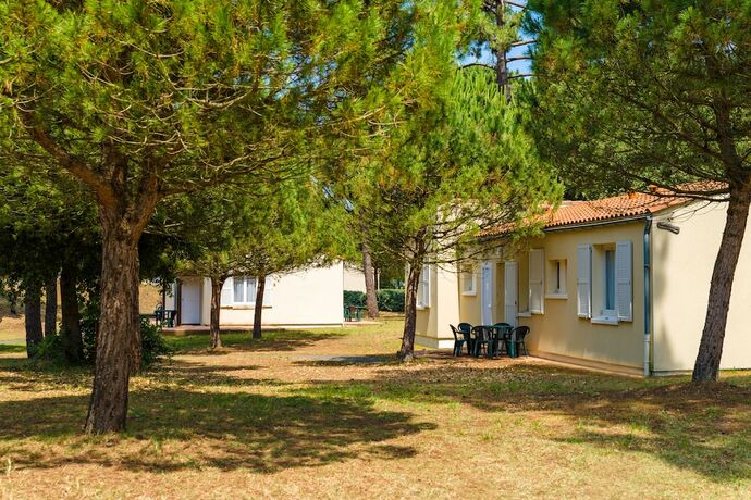 Imagen de la habitación del Hotel Village Vacances Azureva Ile d\'Oléron. Foto 20