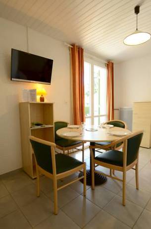 Imagen de la habitación del Hotel Village Vacances De Chantonnay. Foto 4