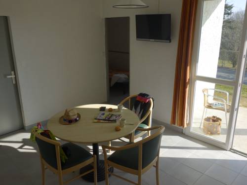Imagen de la habitación del Hotel Village Vacances De Chantonnay. Foto 11