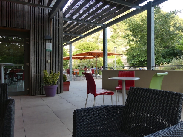 Imagen de los interiores del Hotel Village Vacances La Fontaine d\'Annibal. Foto 18