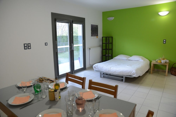 Imagen de la habitación del Hotel Village Vacances La Fontaine d\'Annibal. Foto 12