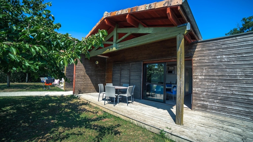 Imagen de la habitación del Hotel Village Vacances La Marti&egrave;re - Ol&eacute;ron. Foto 7