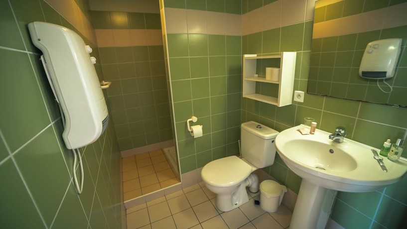 Imagen de la habitación del Hotel Village Vacances La Marti&egrave;re - Ol&eacute;ron. Foto 12