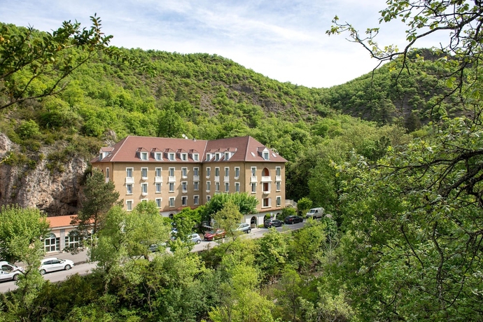 Imagen general del Hotel Village Vacances Le Richelme. Foto 1