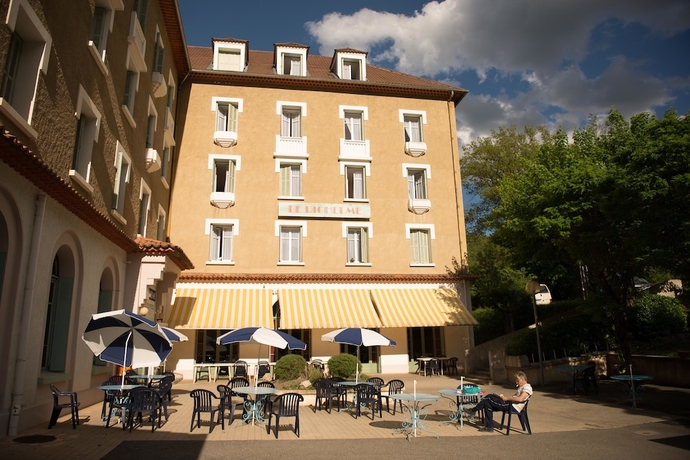 Imagen de los exteriores del Hotel Village Vacances Le Richelme. Foto 11