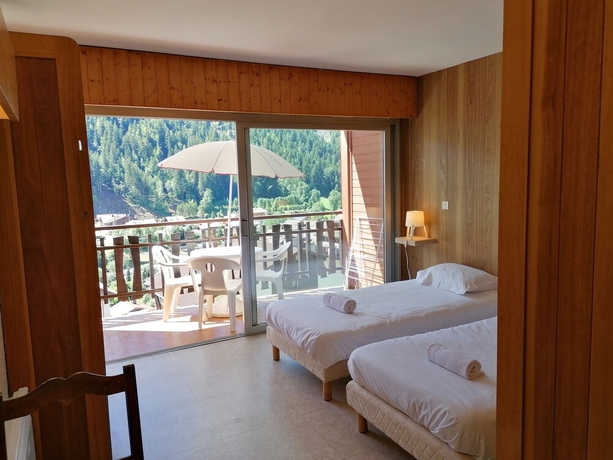 Imagen de la habitación del Hotel Village Vacances Le Savoy. Foto 4