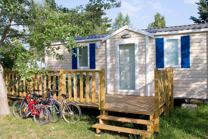 Imagen de los exteriores del Hotel Village Vacances Les Abricotiers By Popinns. Foto 12