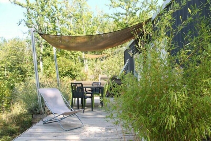 Imagen de la habitación del Hotel Village and Spa les Ventoulines. Foto 15