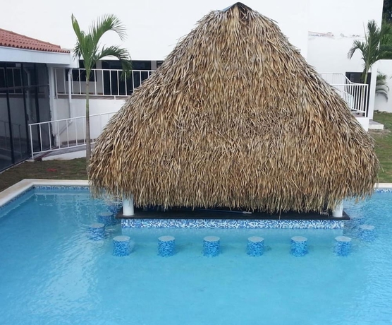 Imagen de la piscina del Hotel Village at the Pool. Foto 17