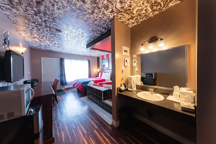 Imagen de la habitación del Hotel Villager Lodge. Foto 2