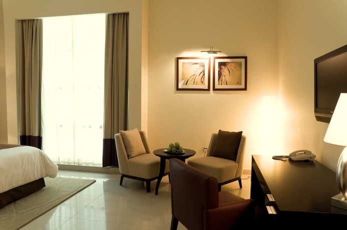 Imagen de la habitación del Hotel Villaggio Abu Dhabi. Foto 10