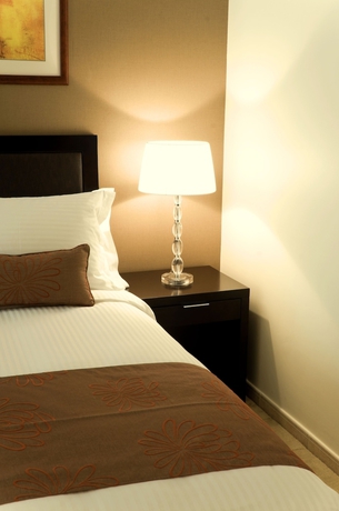 Imagen de la habitación del Hotel Villaggio Abu Dhabi. Foto 14