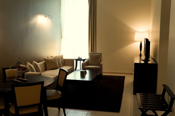 Imagen de la habitación del Hotel Villaggio Abu Dhabi. Foto 18