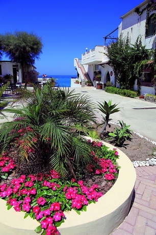 Imagen de los exteriores del Hotel Villaggio Agrumeto. Foto 11