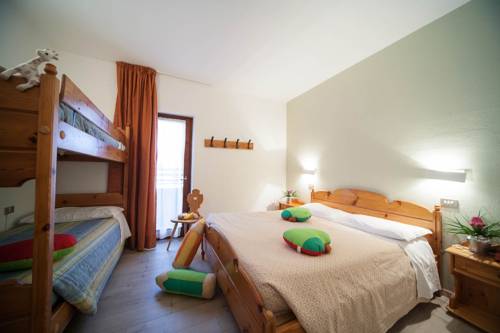 Imagen de la habitación del Hotel Villaggio Albergo Nevada. Foto 13