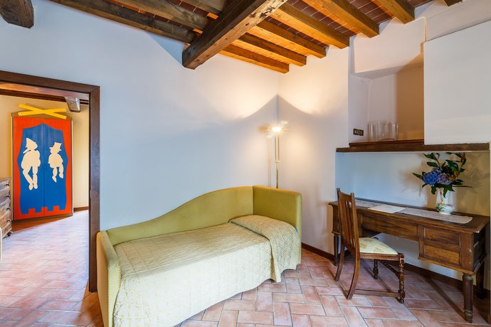 Imagen de la habitación del Hotel Villaggio Albergo San Lorenzo E Santa Caterina. Foto 9
