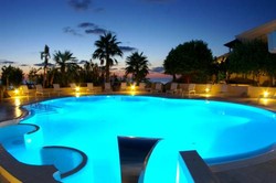 Imagen de la piscina del Hotel Villaggio Cala Di Volpe. Foto 16