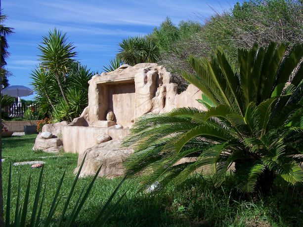Imagen de los exteriores del Hotel Villaggio Camping Costa d\'Argento. Foto 17