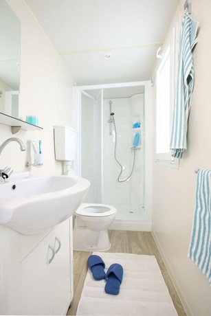 Imagen de la habitación del Hotel Villaggio Camping Europa. Foto 13