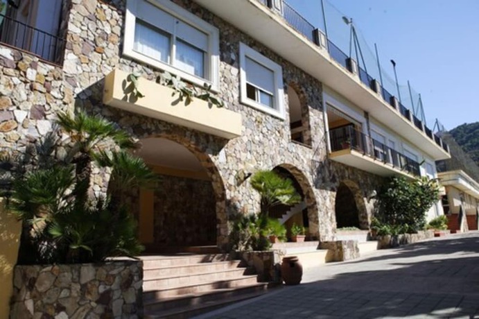 Imagen general del Hotel Villaggio Capo Alaua. Foto 3