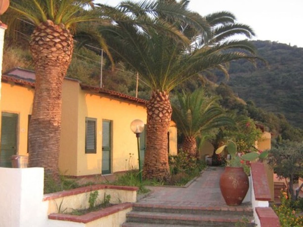 Imagen general del Hotel Villaggio Capo Alaua. Foto 6
