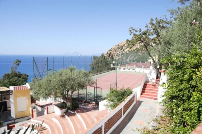 Imagen general del Hotel Villaggio Capo Alaua. Foto 1