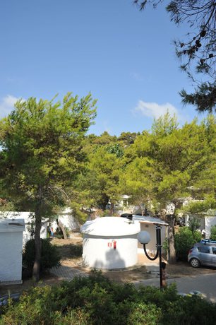 Imagen de la habitación del Hotel Villaggio Capo Vieste Camping. Foto 9