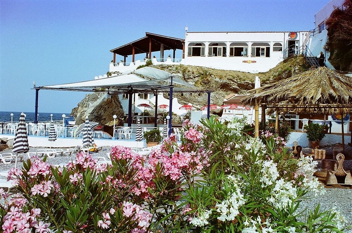 Imagen del bar/restaurante del Hotel Villaggio Cirucco. Foto 3
