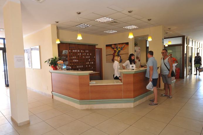 Imagen de los interiores del Hotel Villaggio Club Eden. Foto 17