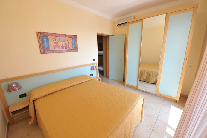 Imagen de la habitación del Hotel Villaggio Club Eden. Foto 4