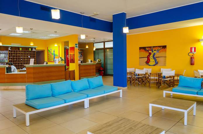 Imagen de los interiores del Hotel Villaggio Club Eden. Foto 18