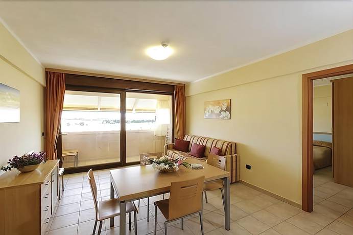 Imagen de la habitación del Hotel Villaggio Club Eden. Foto 10