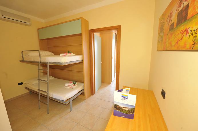 Imagen de la habitación del Hotel Villaggio Club Eden. Foto 12