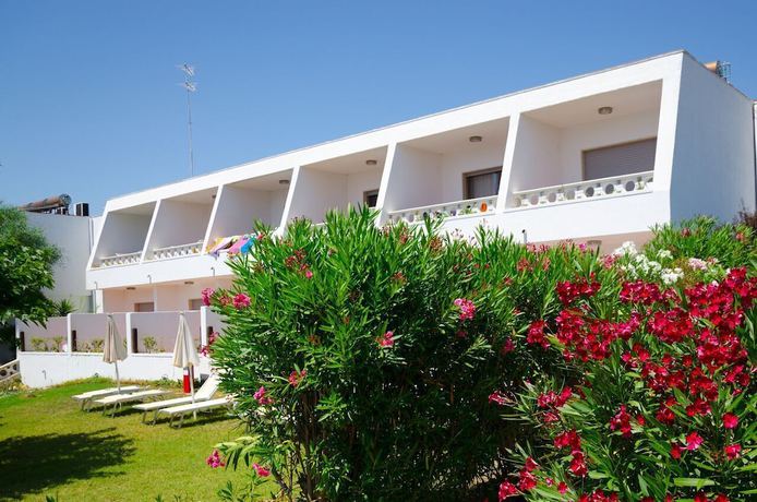 Imagen de la habitación del Hotel Villaggio Club Eden. Foto 14