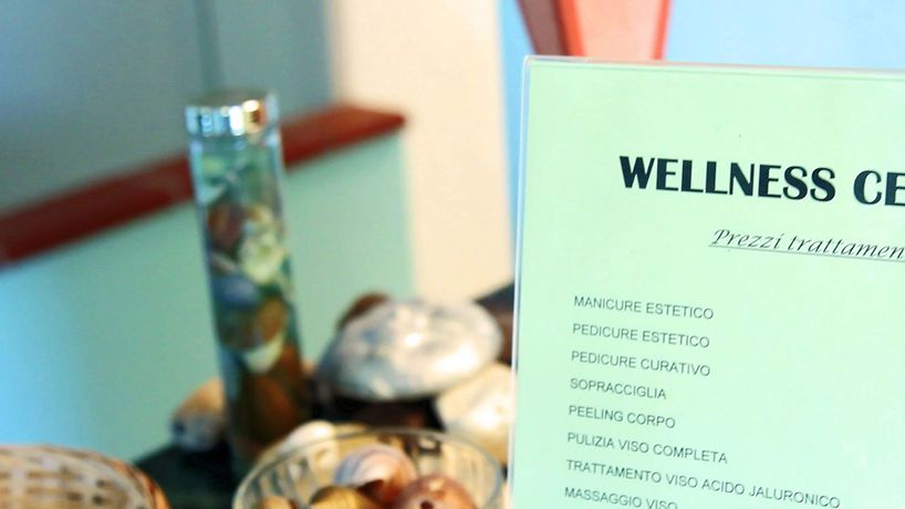 Imagen de la piscina del Hotel Villaggio Dei Pini. Foto 9