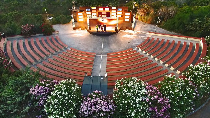 Imagen de la piscina del Hotel Villaggio Dei Pini. Foto 10