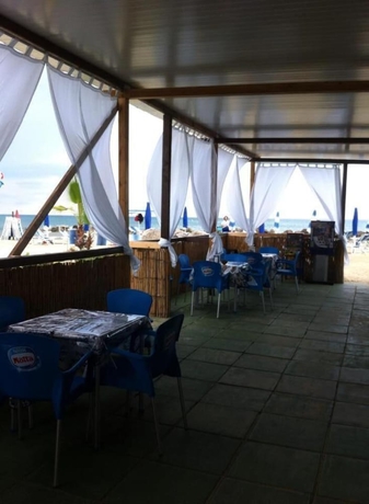 Imagen del bar/restaurante del Hotel Villaggio Della Mercede. Foto 6