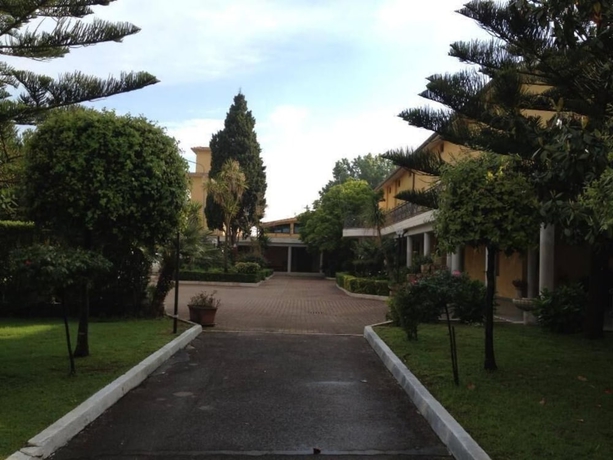 Imagen de los exteriores del Hotel Villaggio Della Mercede. Foto 12