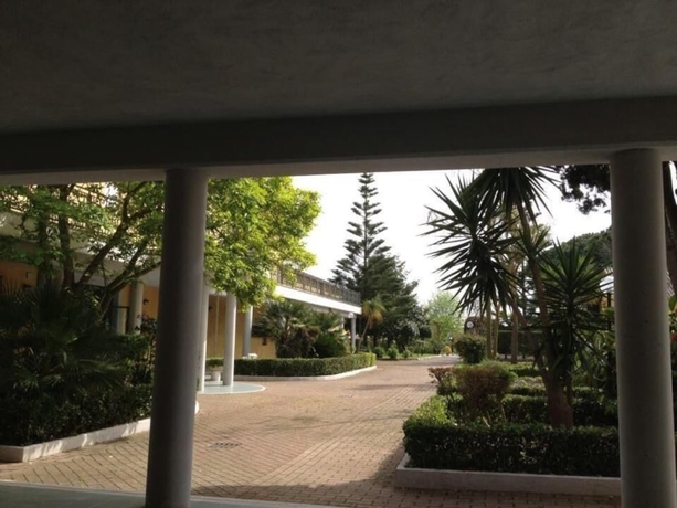 Imagen de los exteriores del Hotel Villaggio Della Mercede. Foto 14