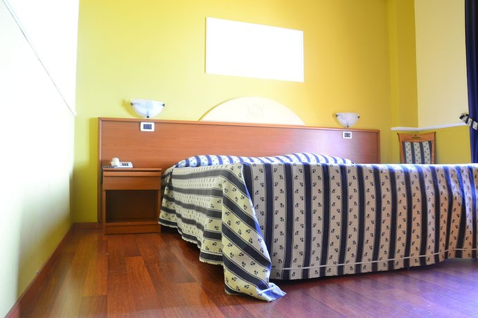 Imagen de la habitación del Hotel Villaggio Eurolido. Foto 4