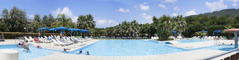 Imagen de la piscina del Hotel Villaggio Eurolido. Foto 17