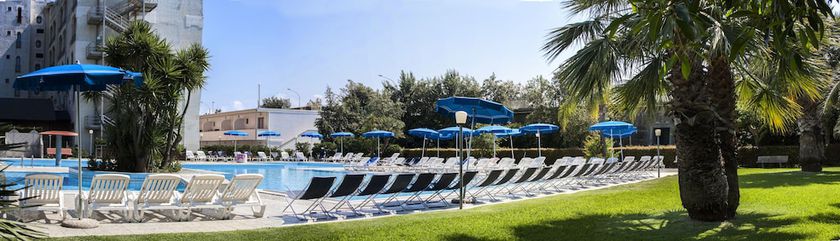 Imagen de la piscina del Hotel Villaggio Eurolido. Foto 19